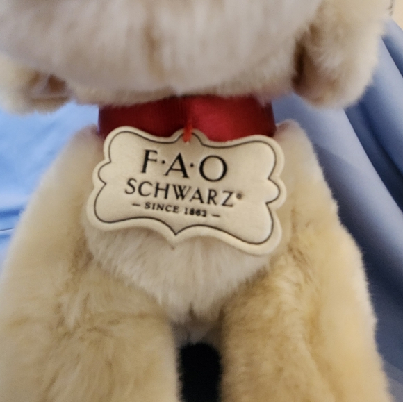 FAO Schwarz Labrador Golden Retriever Stuffed Animal - Adopt A Pet - New - Picture 3 of 5